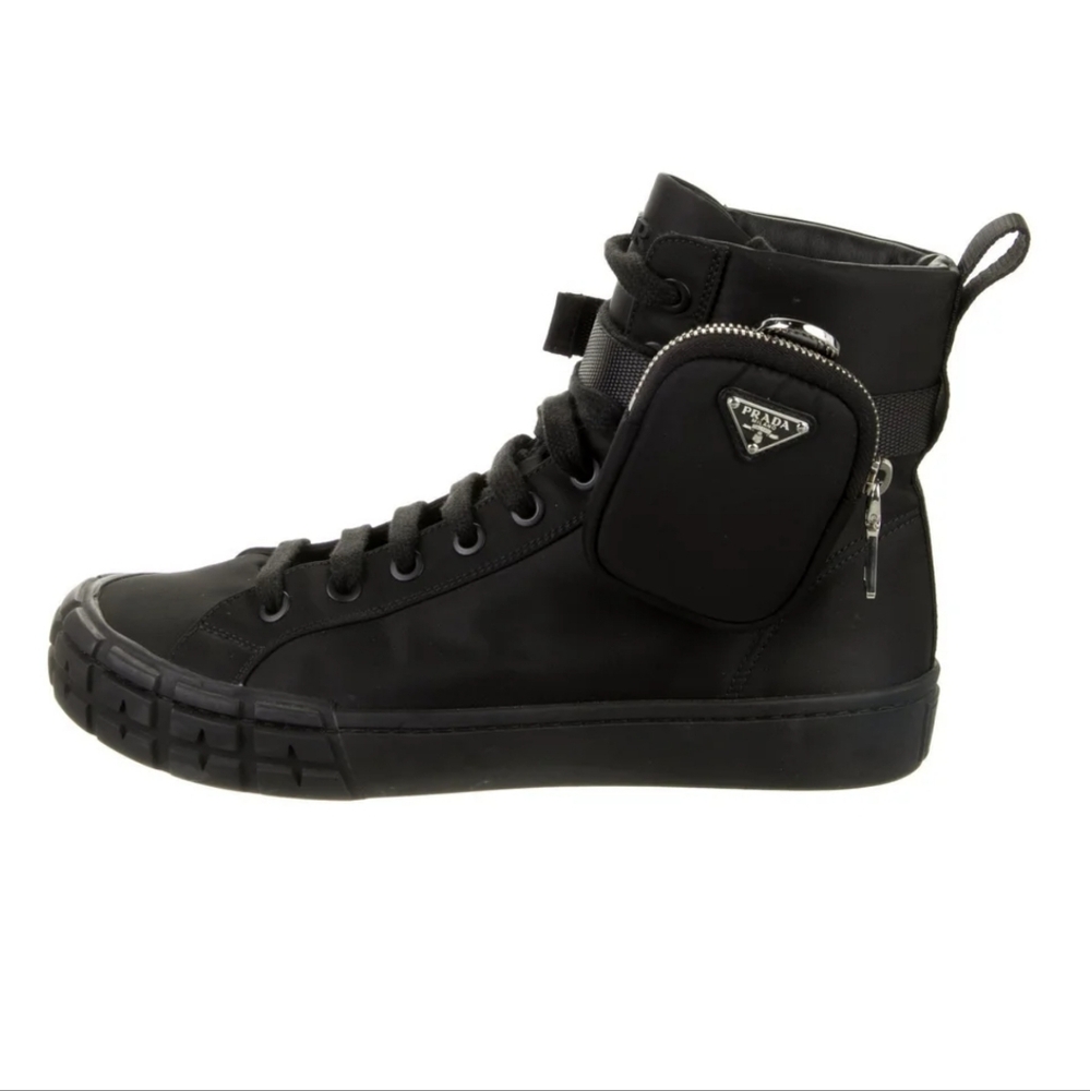 Authentic Prada Re-Nylon Sneakers - Picture 8 of 10